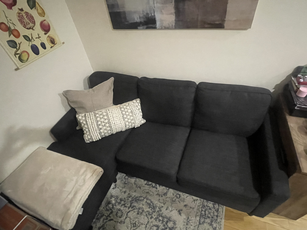 Gray sectional couch - photo 2