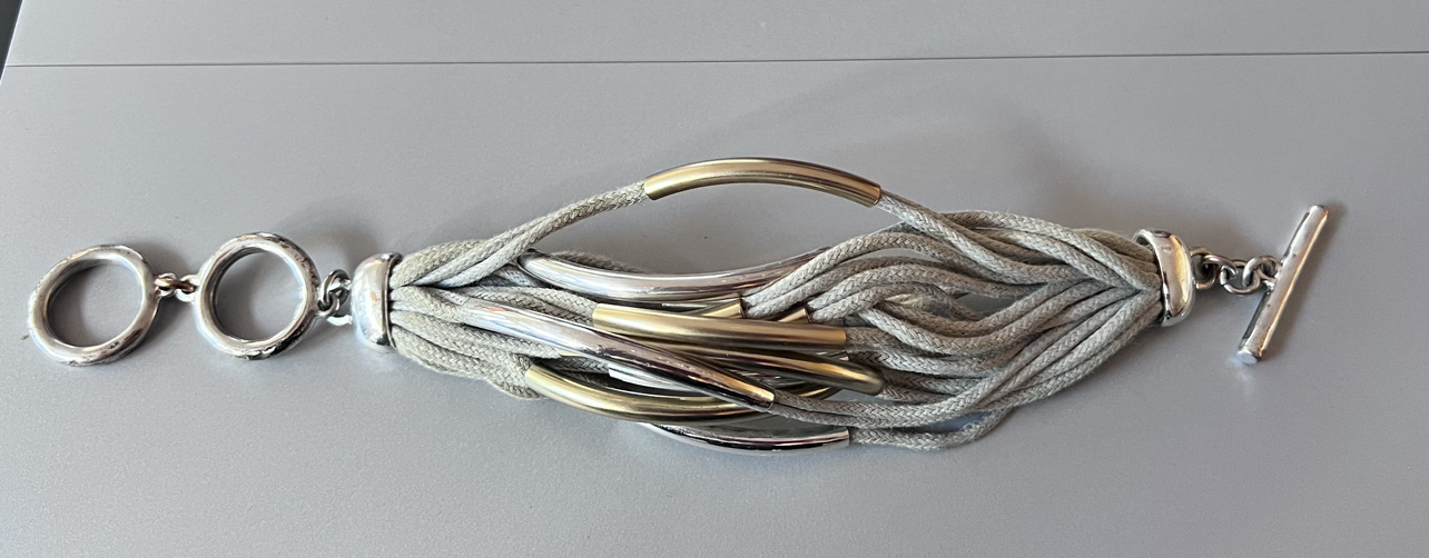 Bracelet thumbnail