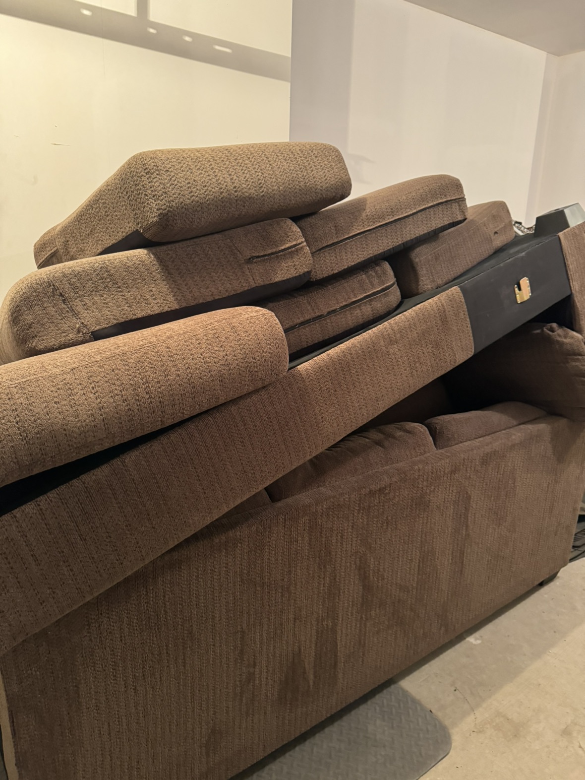 Sectional sofa