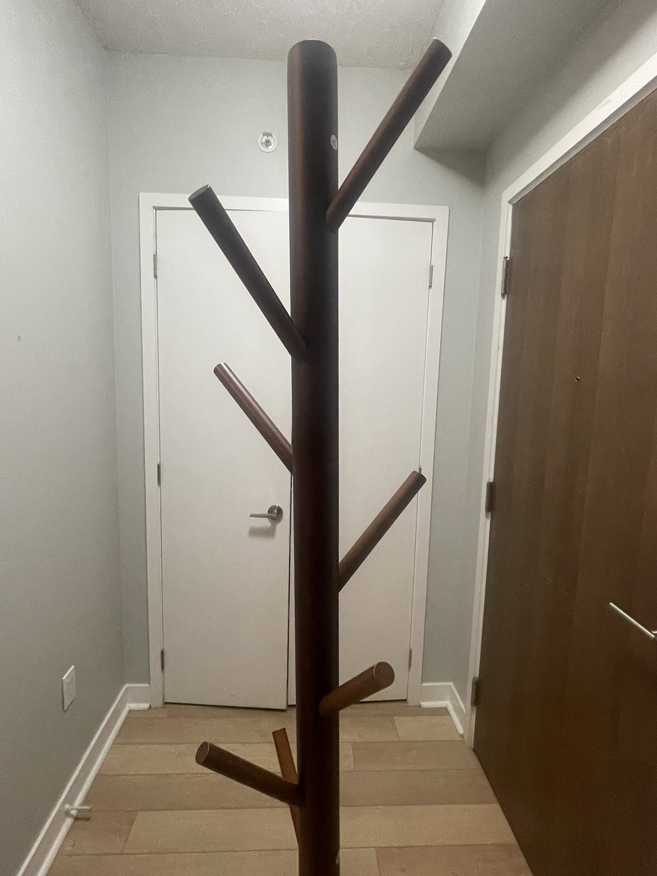 Wooden hanging coat stand - photo 4