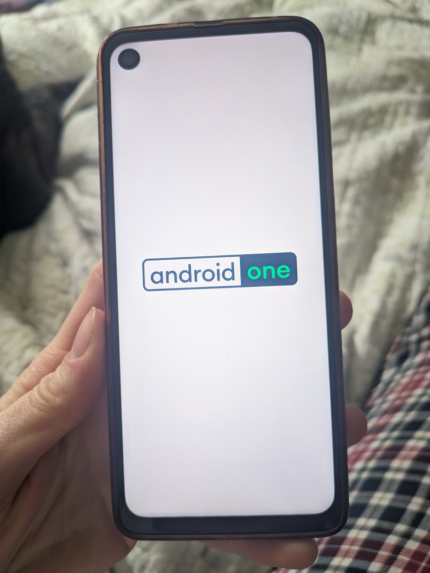 Unlocked Motorola One Vision Phone - photo 2