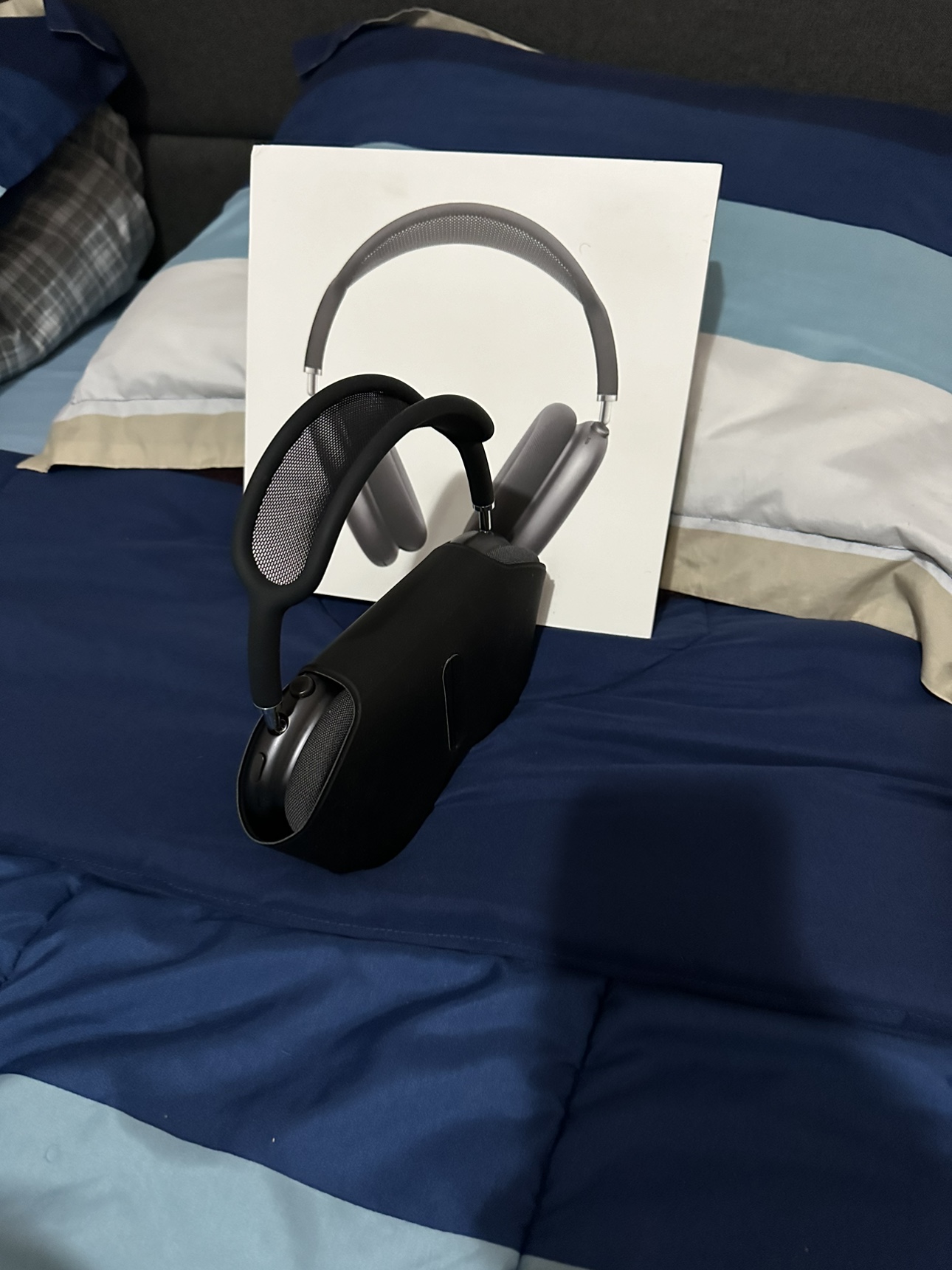AirPod max - photo 2