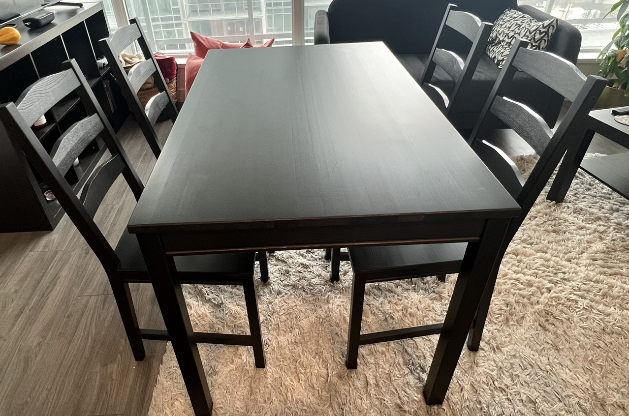 Dining table set (4) for sale (4 chairs + table) - photo 3