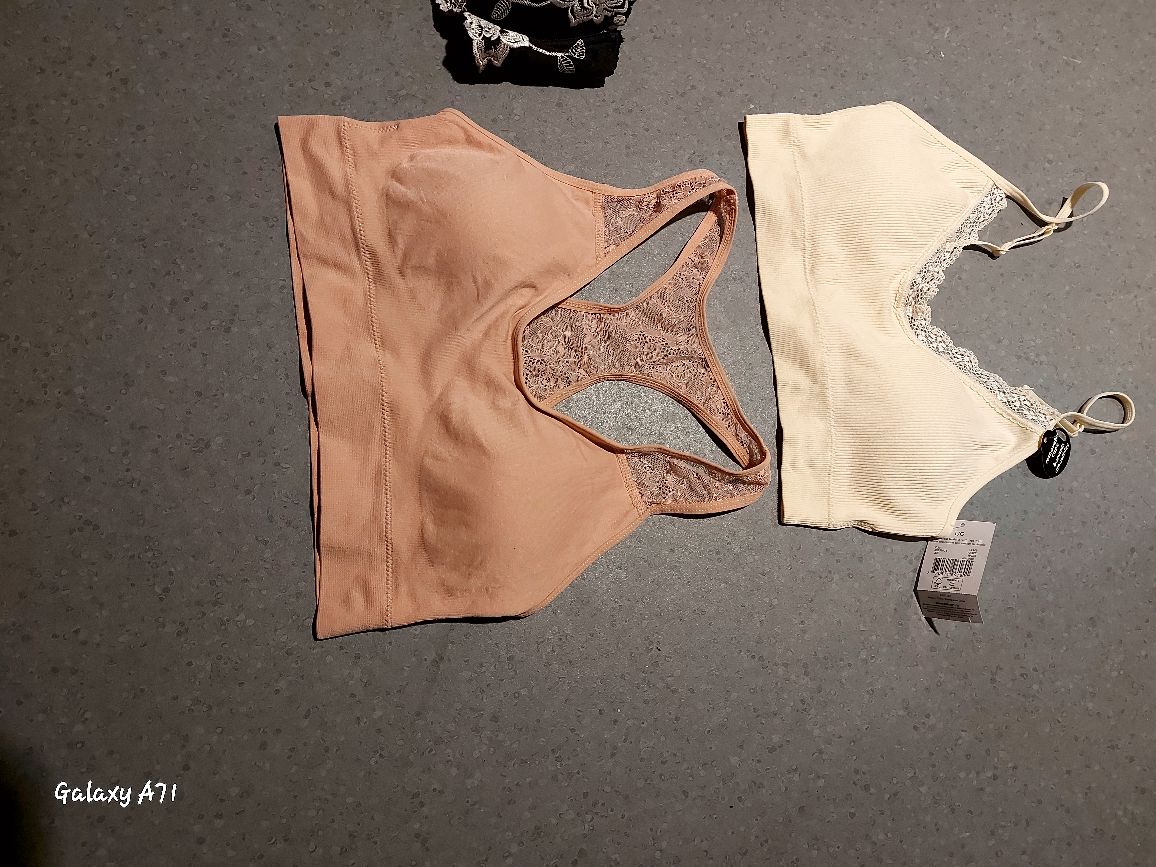 **BRAS(BRAND-NEW, WITH TAGS ETC. STILL ATTACHED)** image indicator(4)