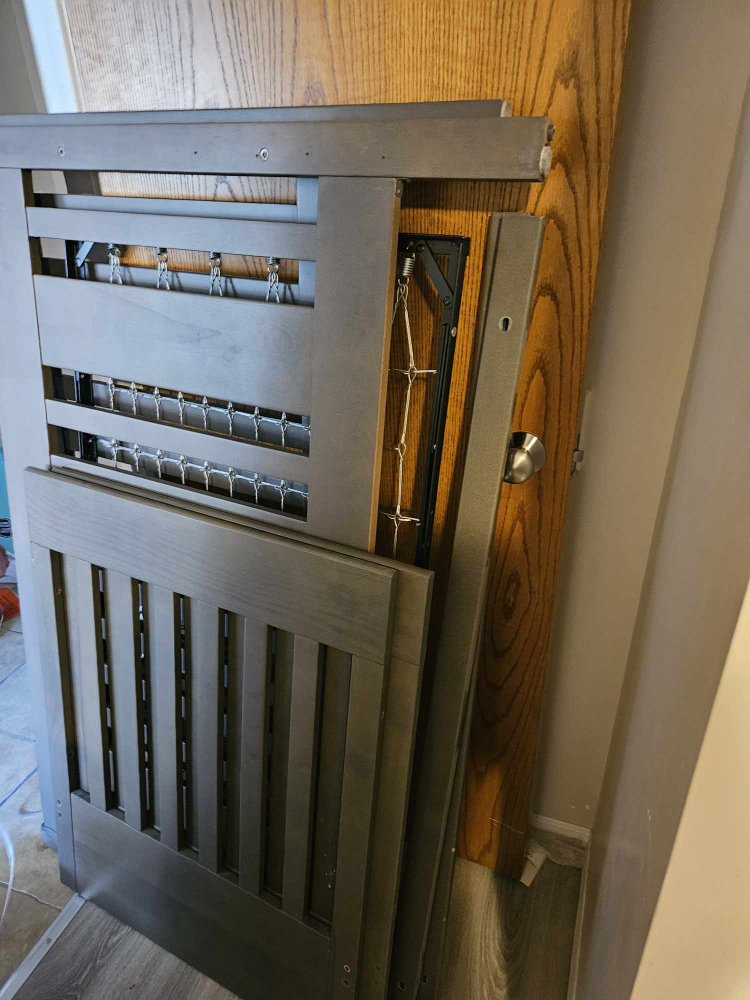 baby crib