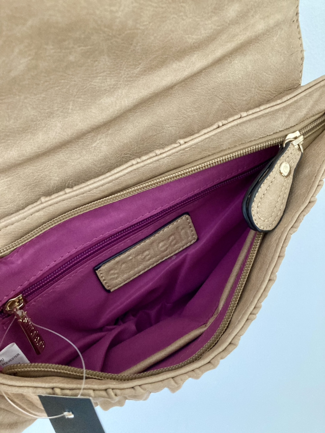 NWT Shiraleah Clutch image indicator(3)