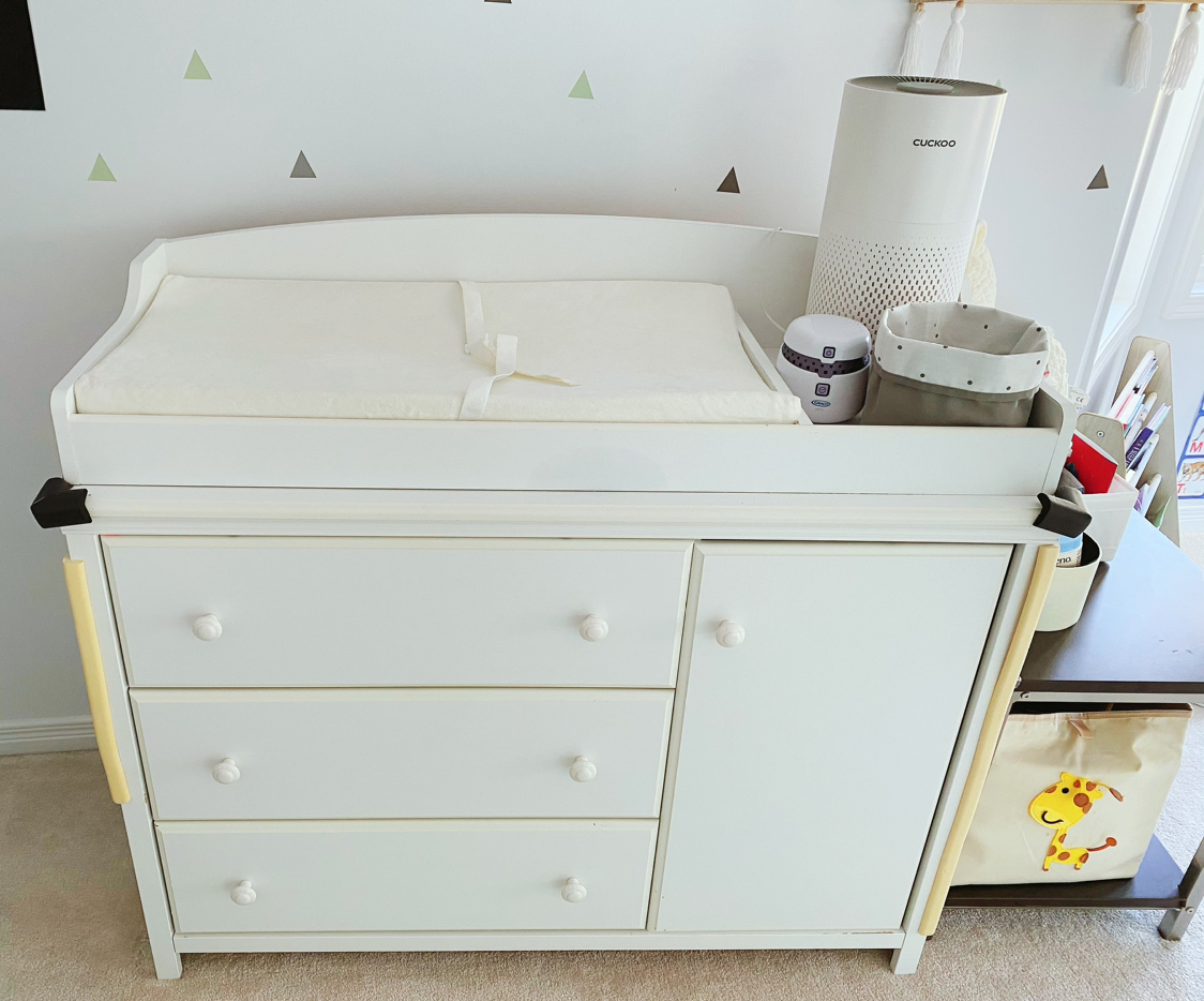 Baby changing table thumbnail