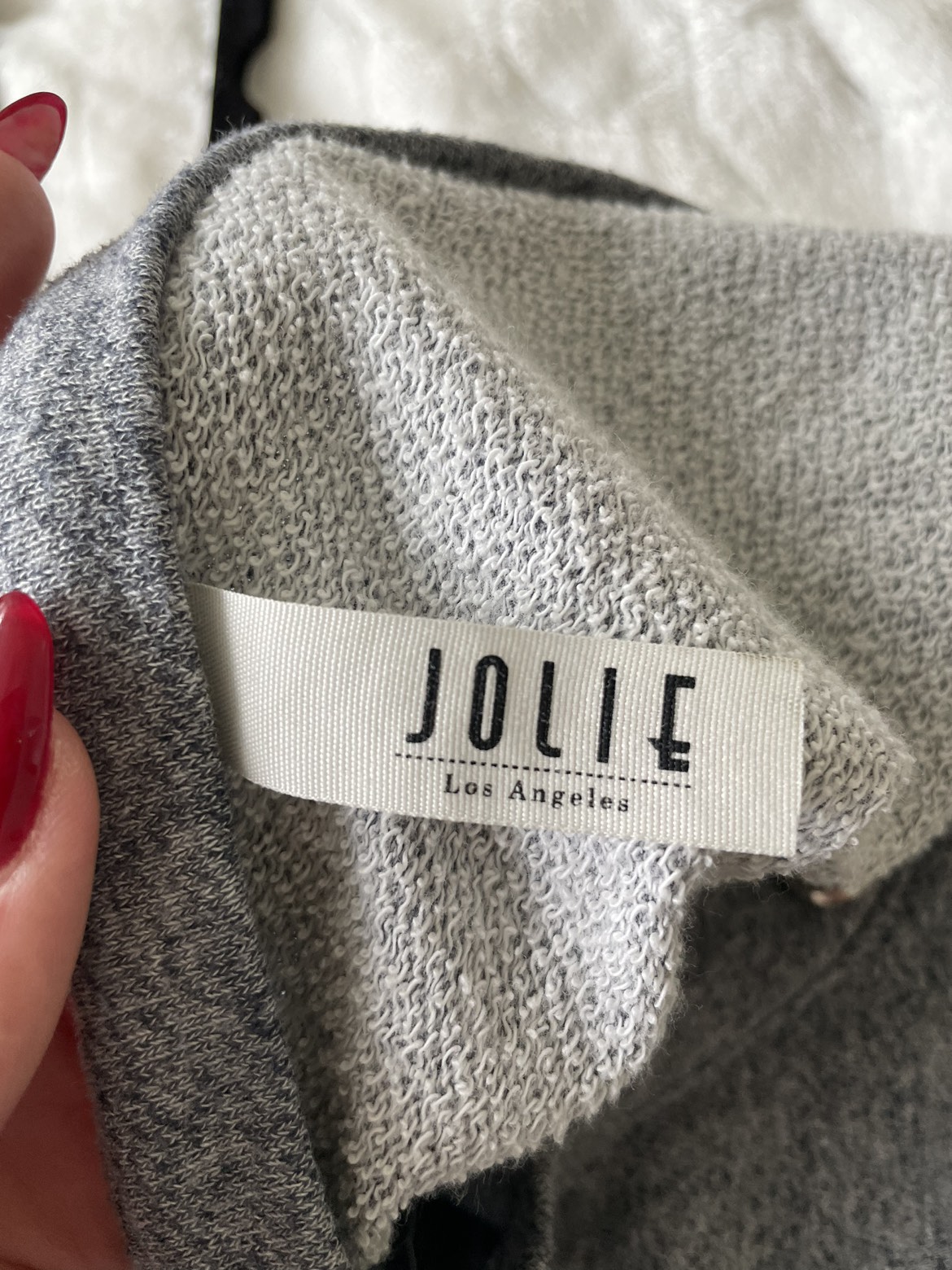 Cute and casual sweater image indicator(2)