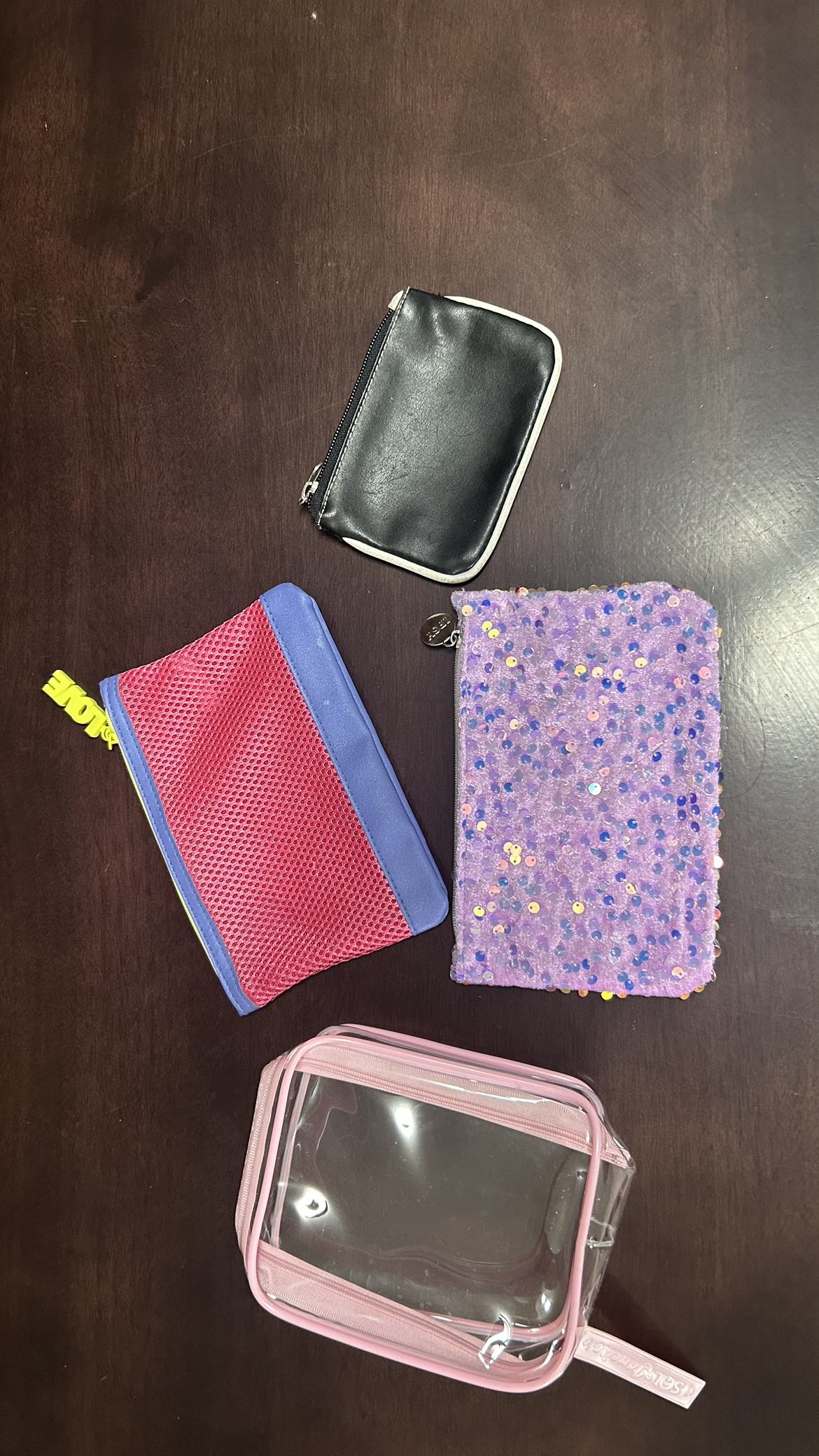 4 Little Makeup Bags thumbnail