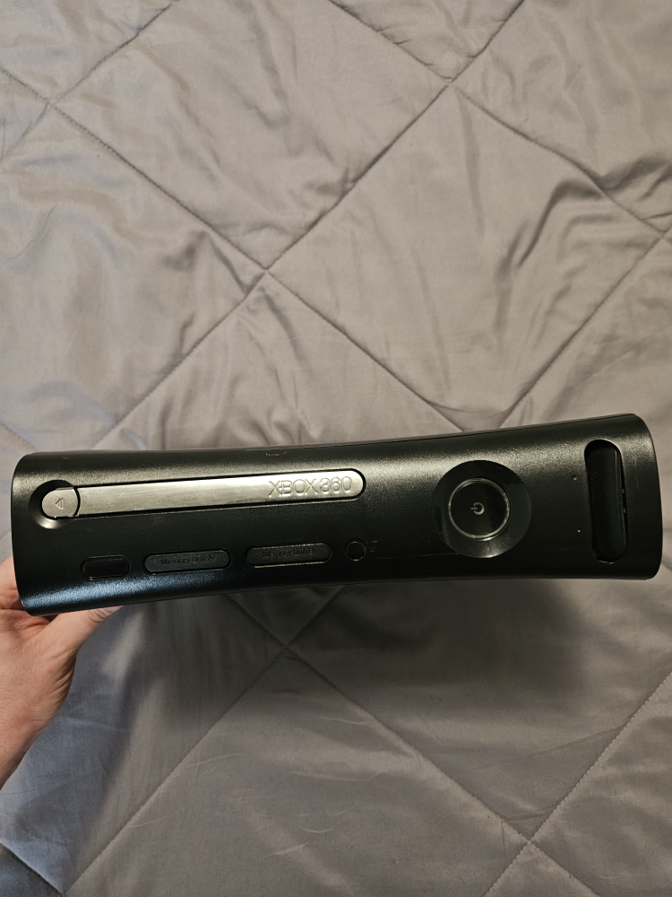 Xbox 360 Elite Bundle - photo 3