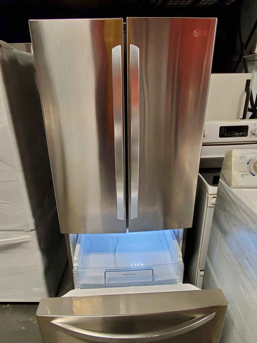 LG French Door Refrigerator - photo 2