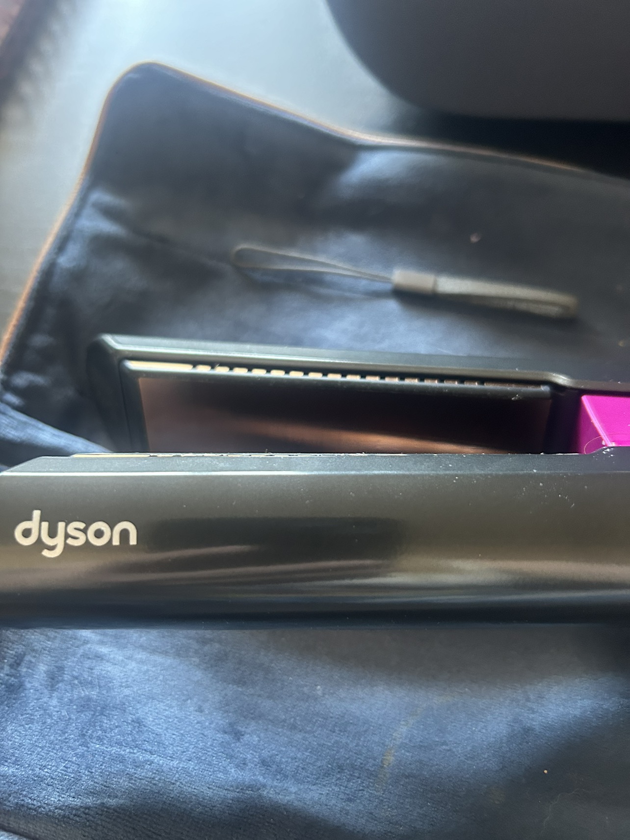Dyson flat iron - photo 5