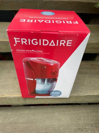Frigidaire Snow Cone Maker, Ice Shaver, and Ice Crusher thumbnail