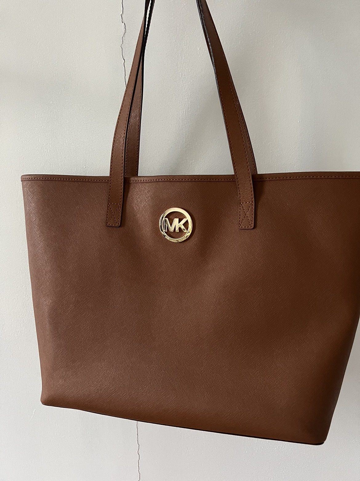 Michael Kors Handbag thumbnail