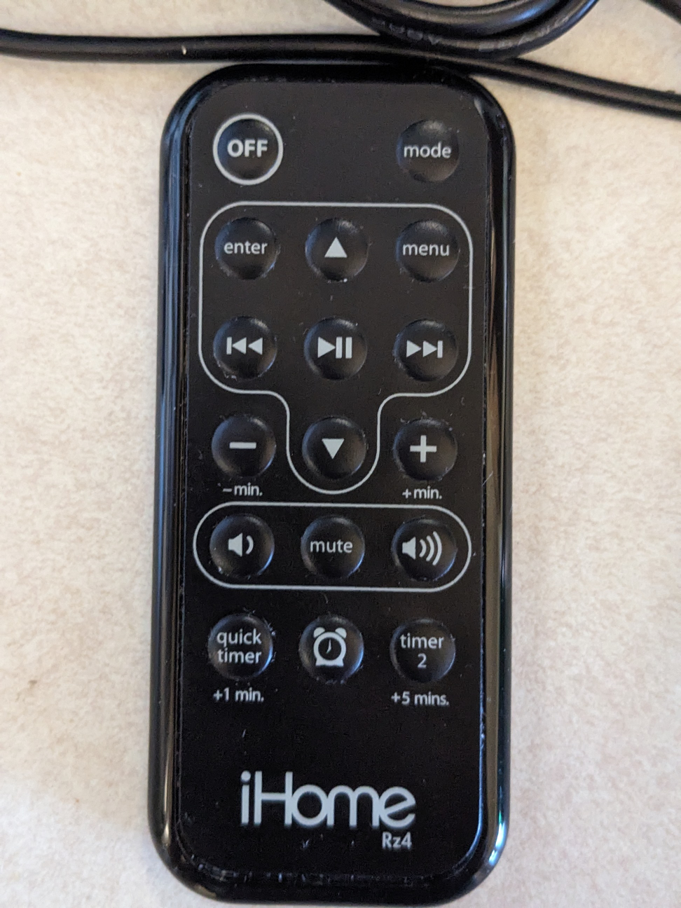 iHome - iPod/(old)iPhone music dock/radio image indicator(5)