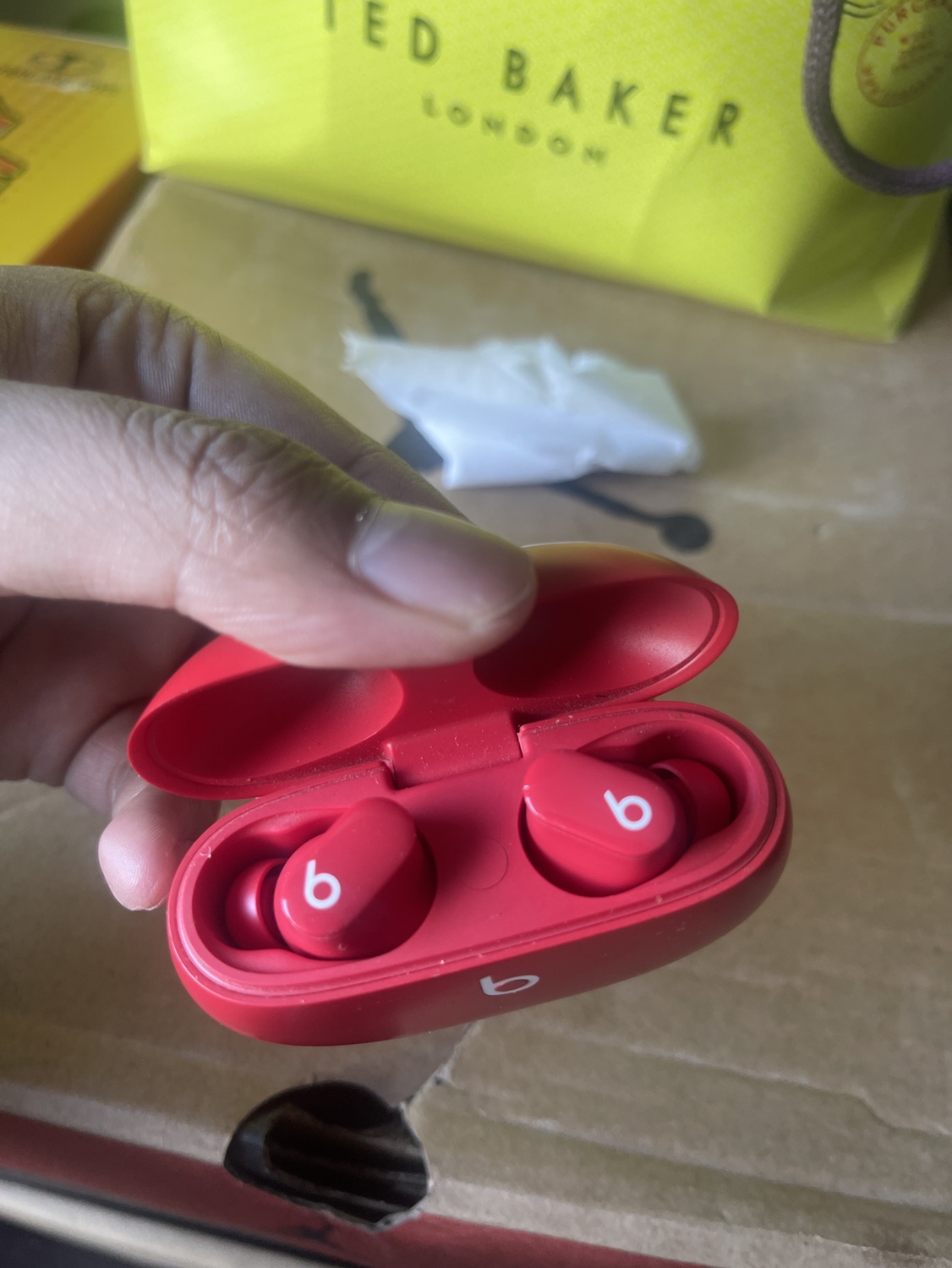 Beats pods - photo 2