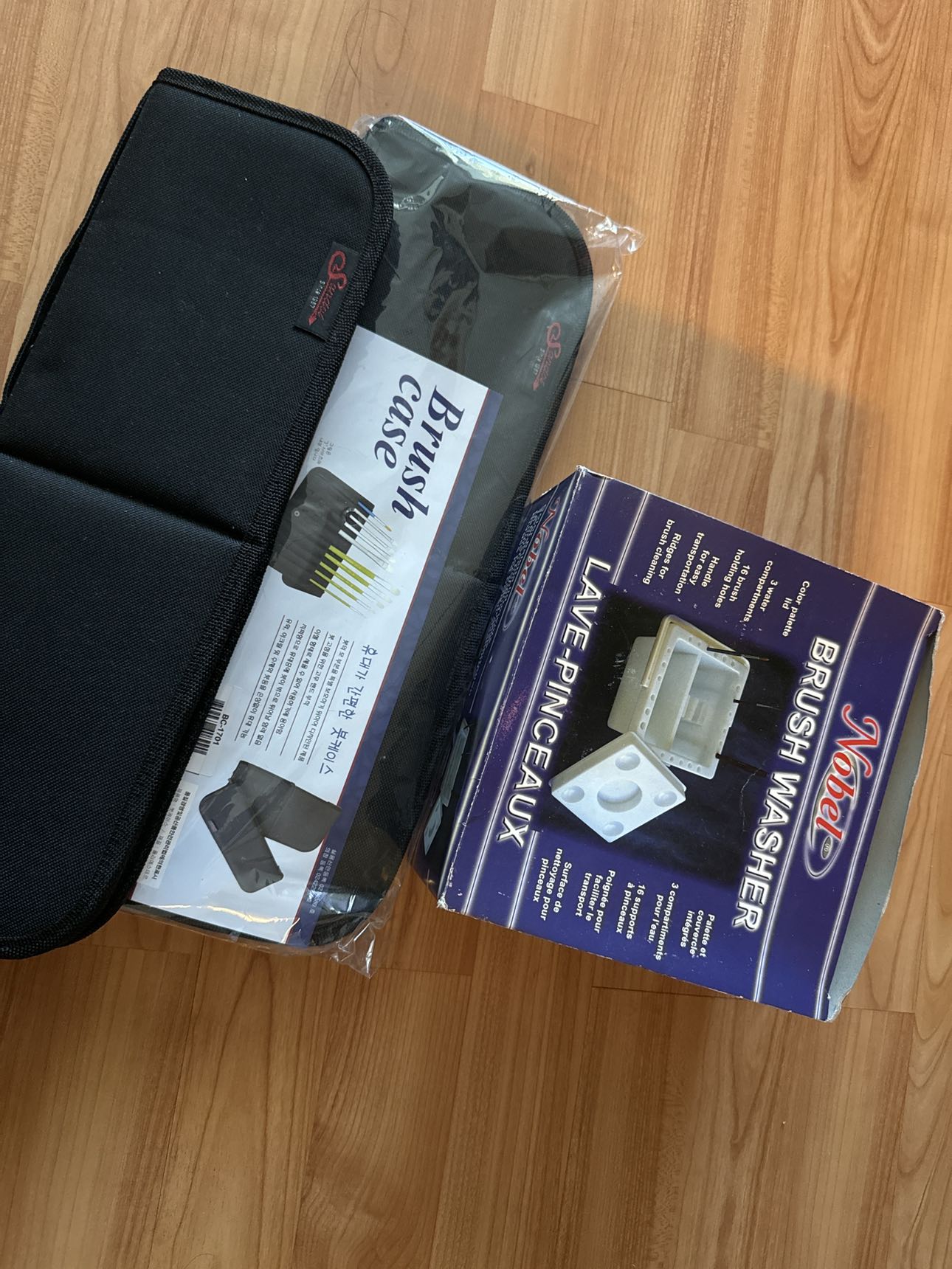 Free new brush washer , brush case