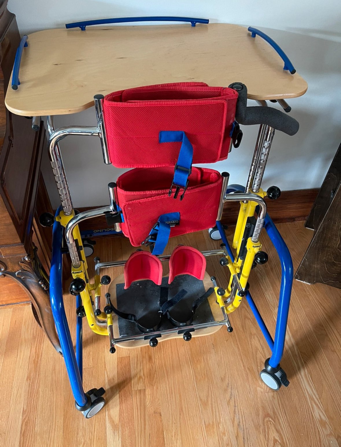 Dondolino Stander - size 2