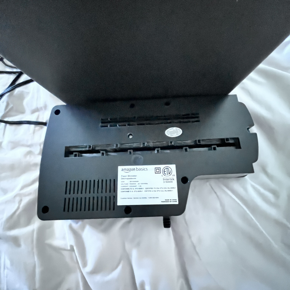 Amazon basics Paper Shredder