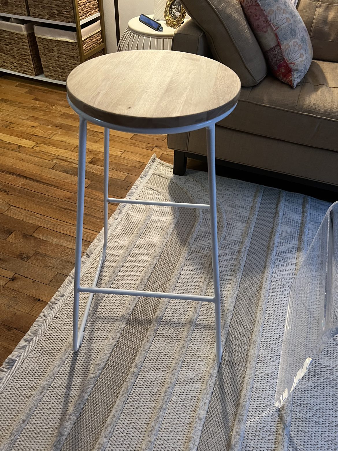 White barstool - photo 2