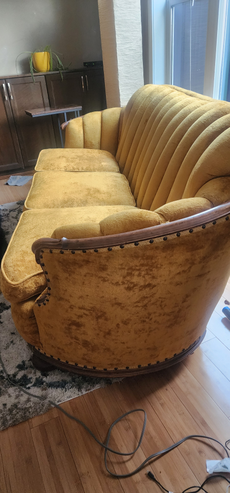 antique yellow couch - photo 2