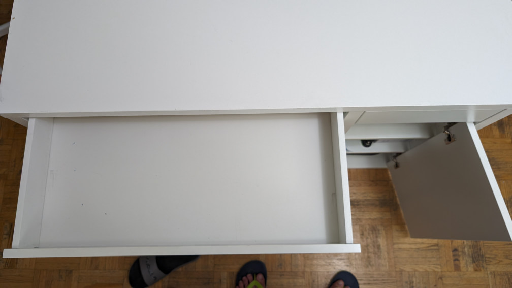 Study/Work Table - photo 5