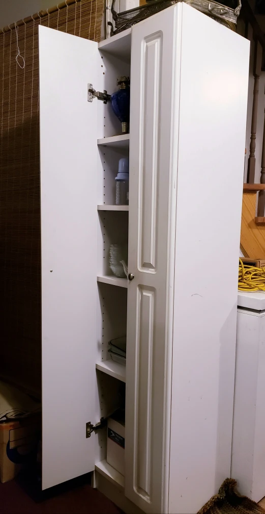 Double door Standing cabinet thumbnail