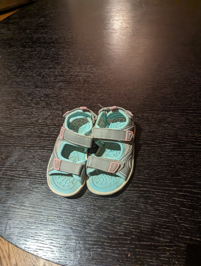 sandals or summer size 9 for kids image indicator(2)