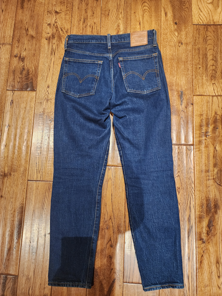 Levis Wedgie icon image indicator(2)