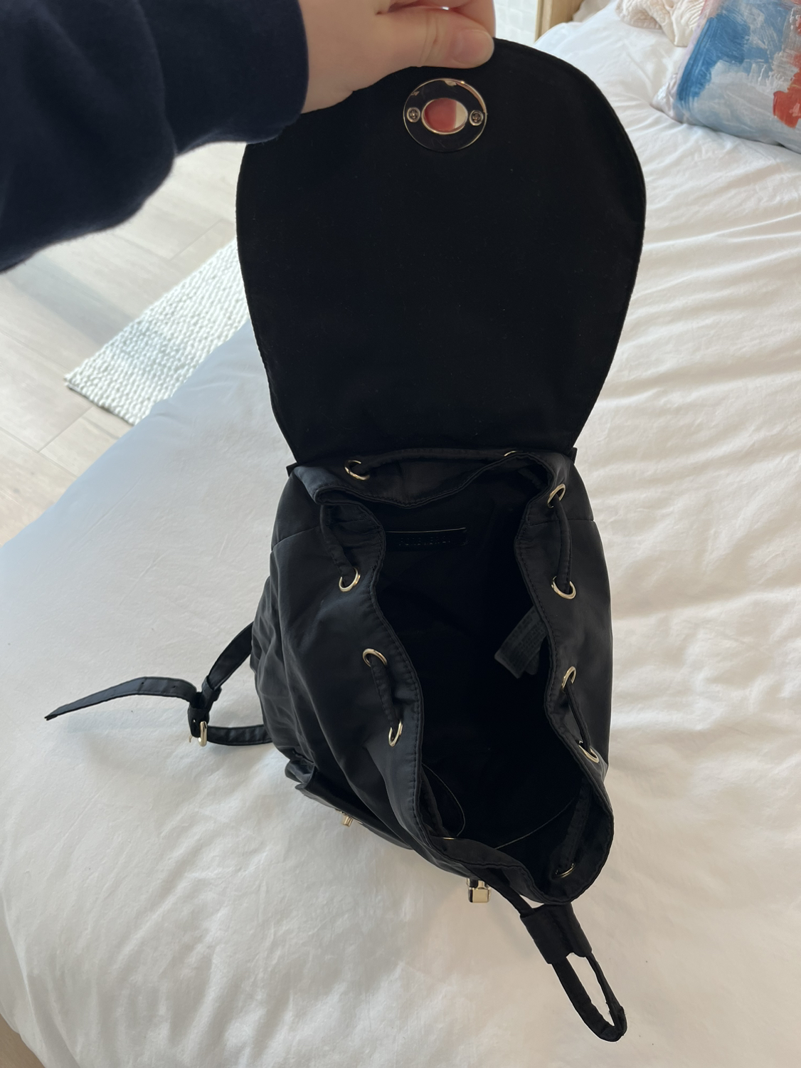Small black backpack - photo 3