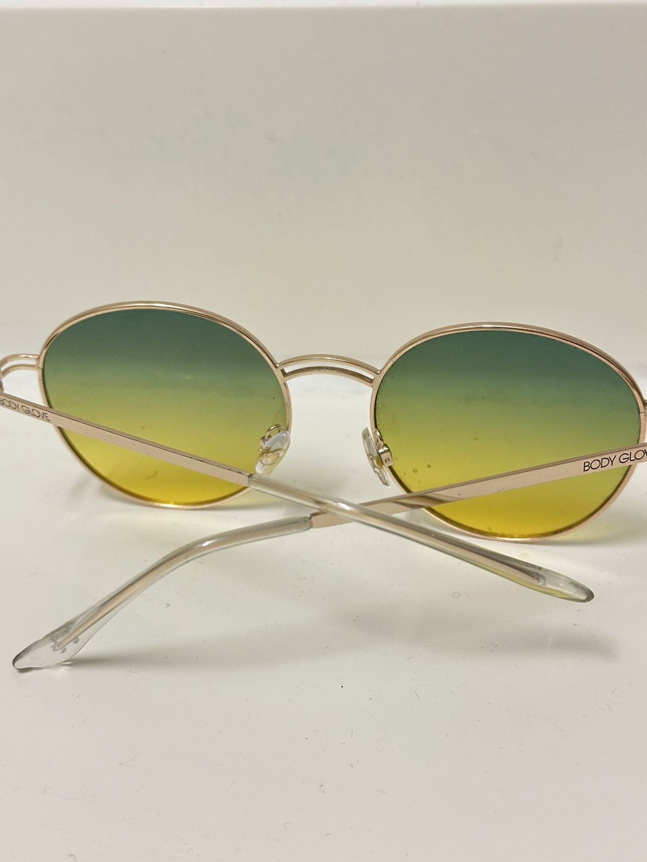 Round yellow polarized sunglasses image indicator(2)