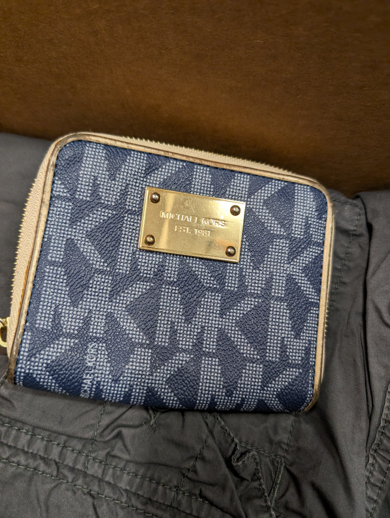 Used Michael Kors wallet. #freecycle