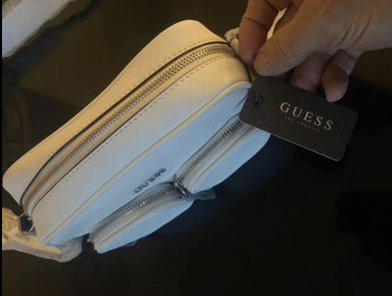 Guess - Crossbody - Brand New!! w/tags - photo 5