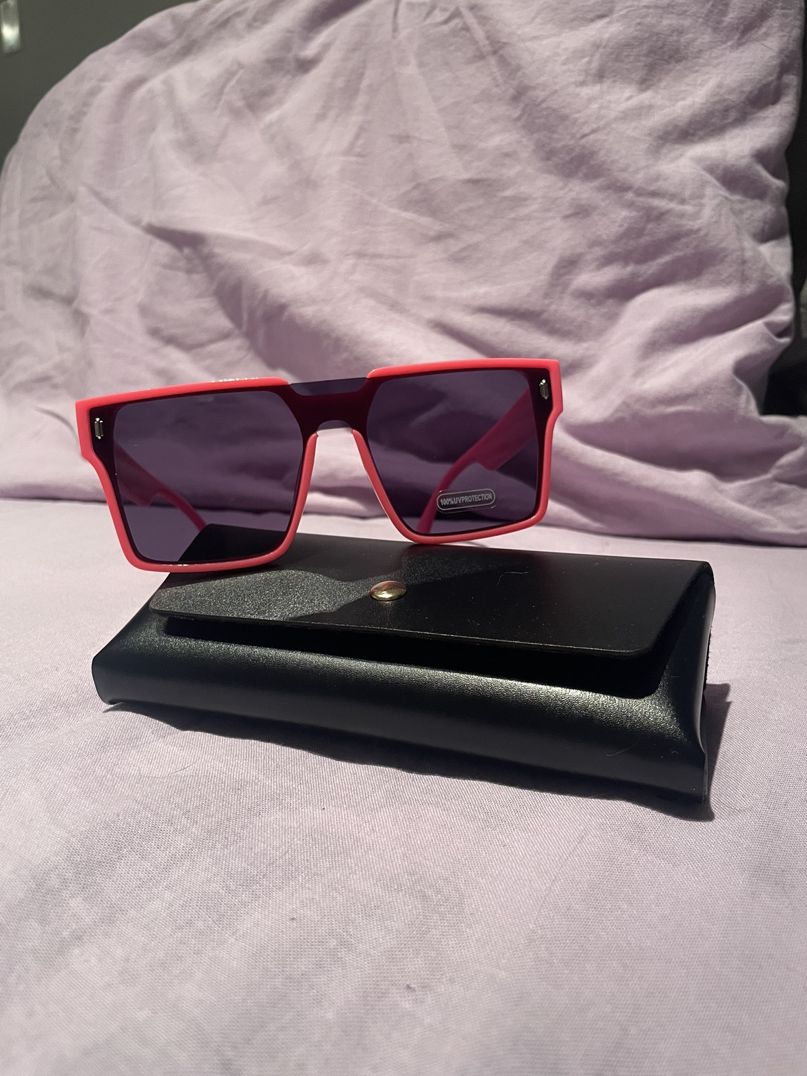 BNWT Bubblegum Pink Sunglasses