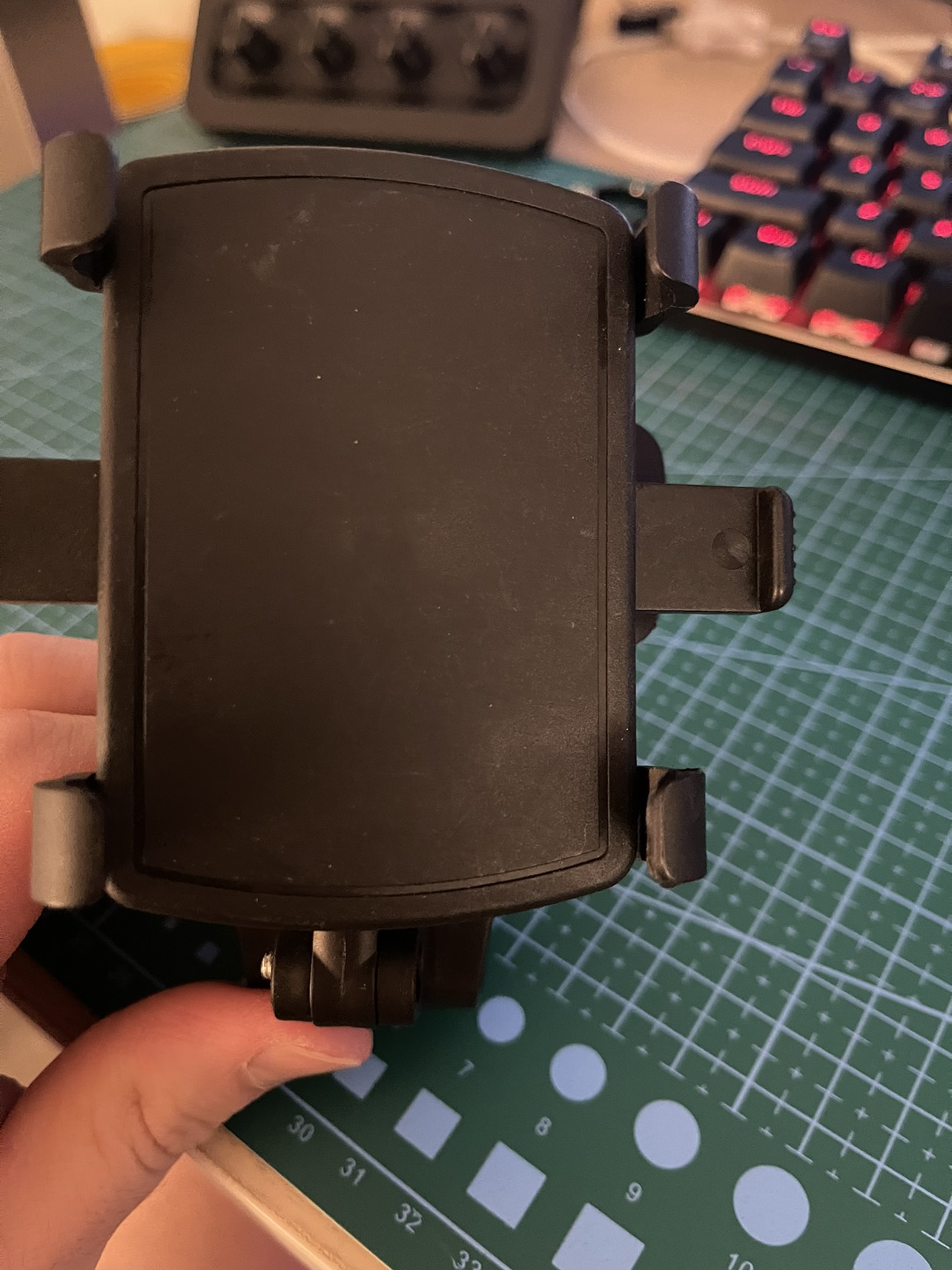 Car phone holder thumbnail