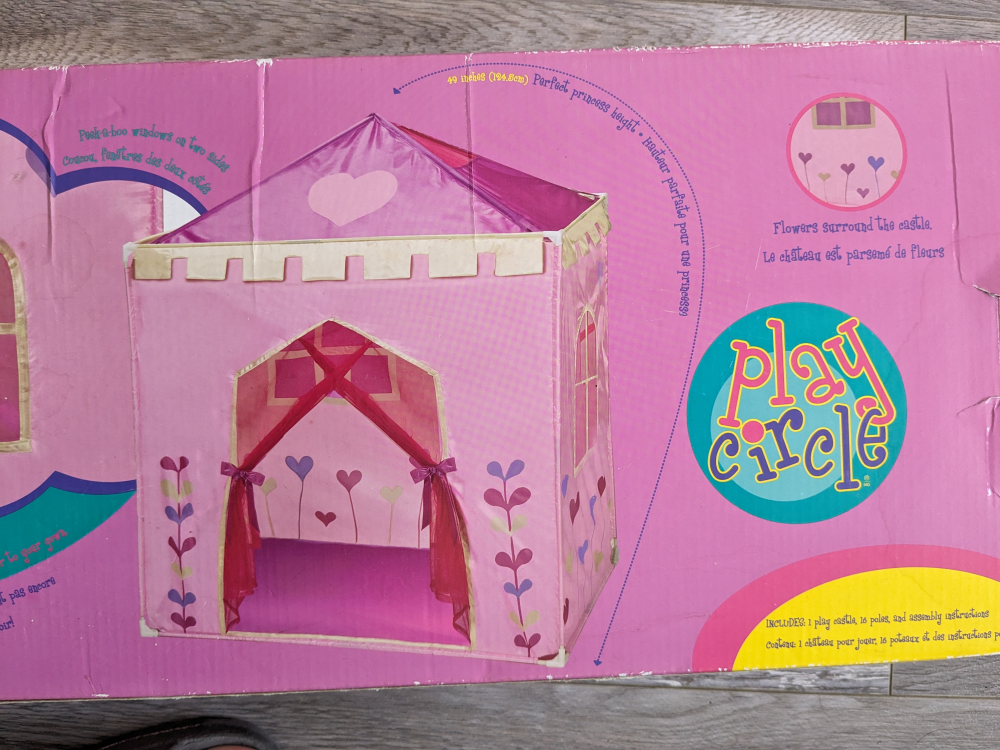 Toy castle - photo 2