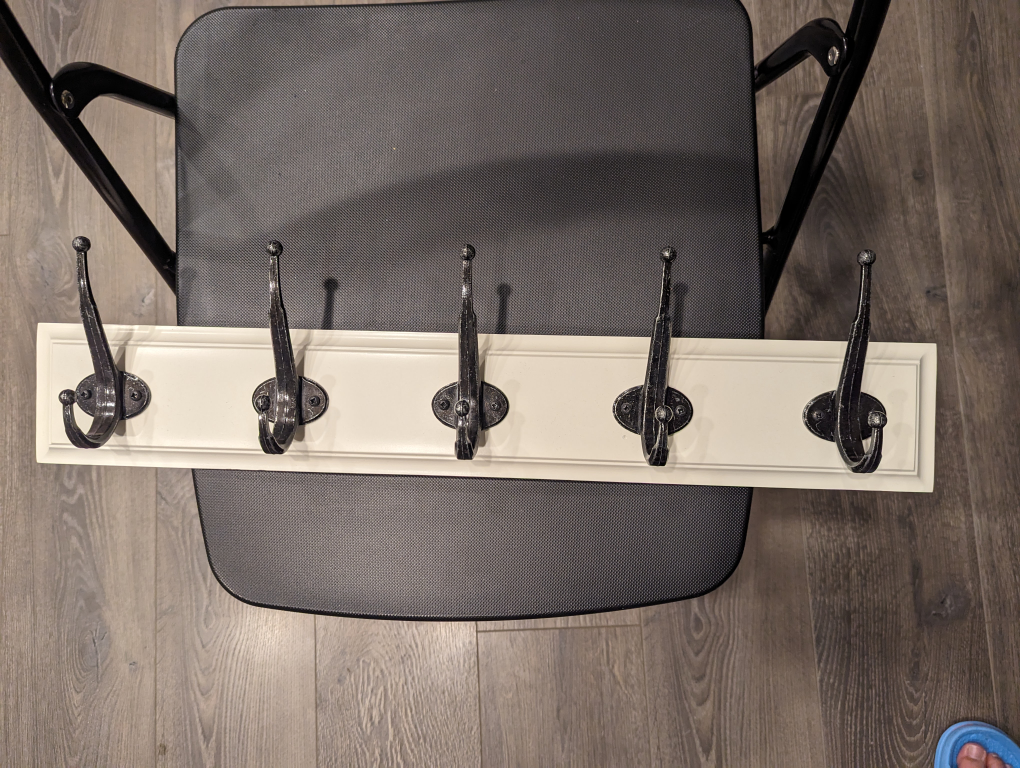 Ikea cloth hanging wall rack 22.5inch 🏈 - photo 2