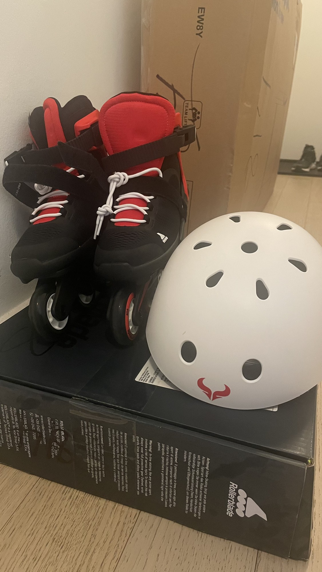 Rollerblades & Helmet (Size 5-8)