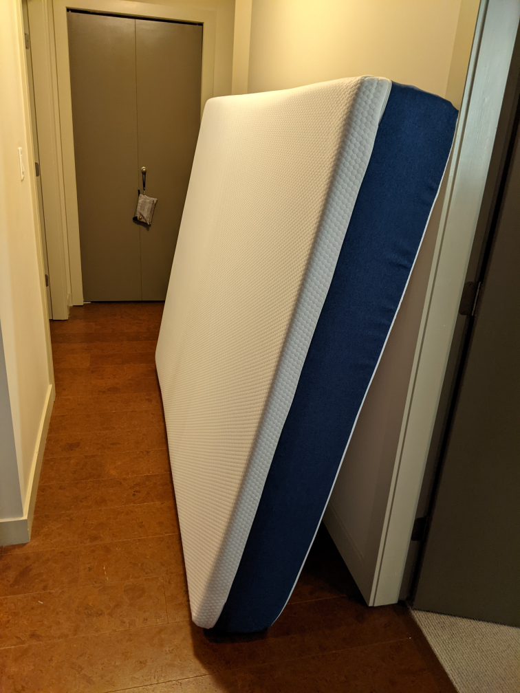 Queen Mattress, Molblly10" Gel Memory Foam Mattress - photo 3