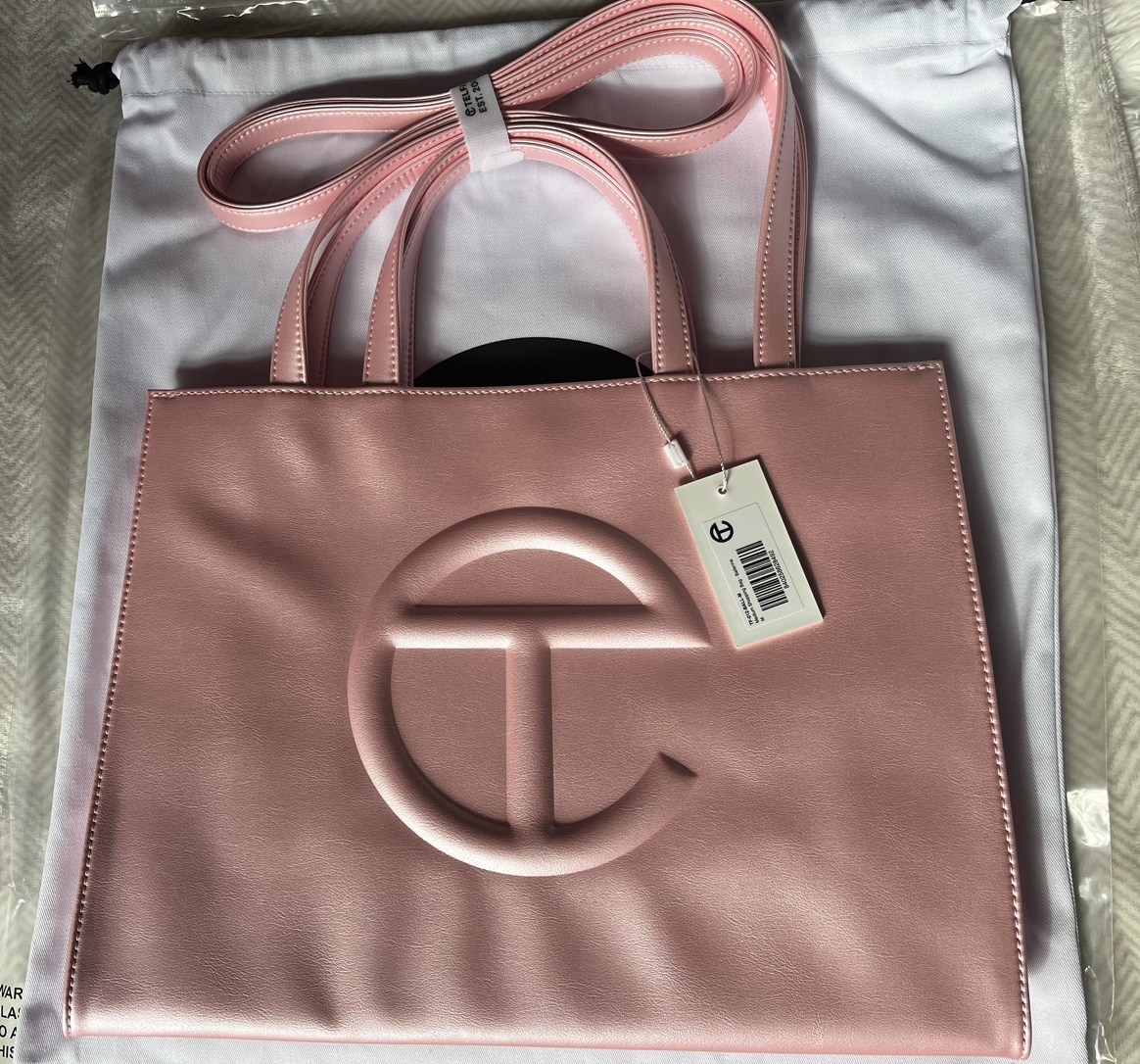 Telfar Medium Shopping Bag in Ballerina - photo 4