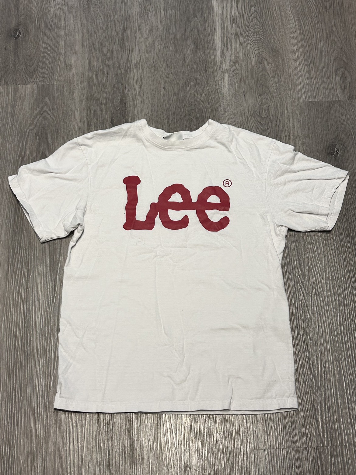 Lee’s t-shirt thumbnail