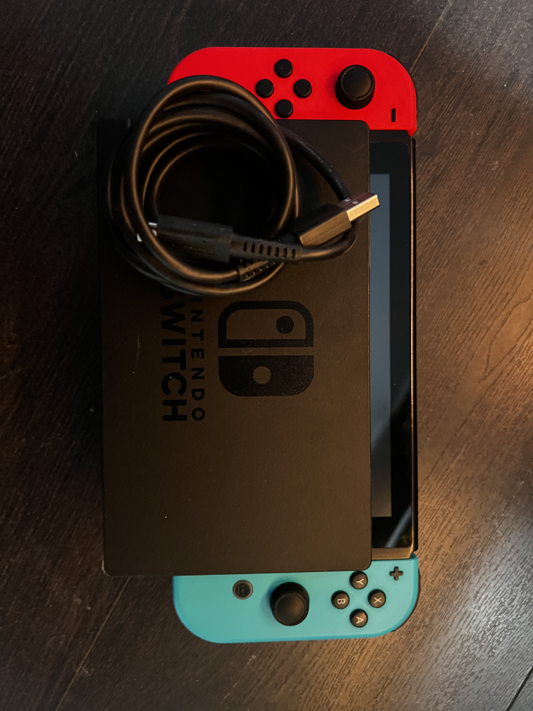 Nintendo Switch V1 - photo 3