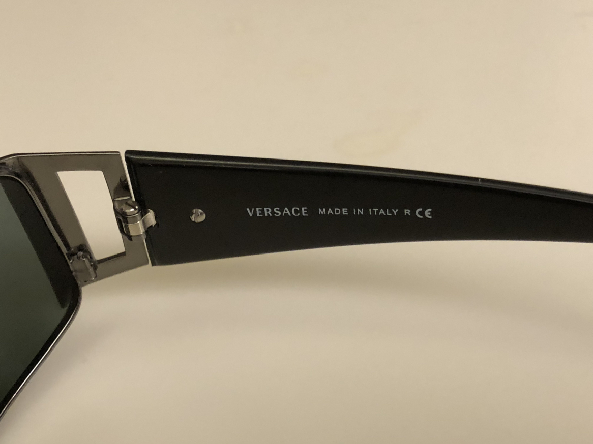Versace Mod 2021 1001/11 Gunmetal Black Frame Vintage Sun Glass - photo 5