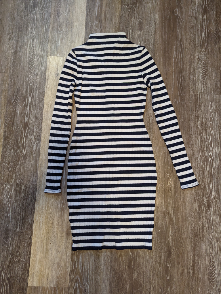 Women's Guess bodycon zipper striped dress - Size XS image indicator(3)