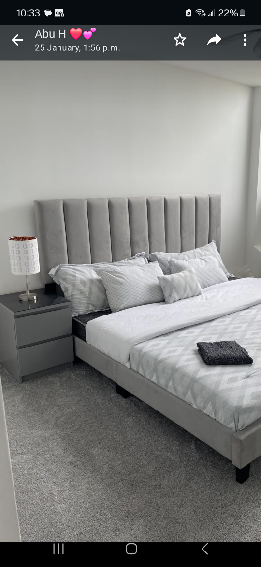 King bedframe image indicator(2)