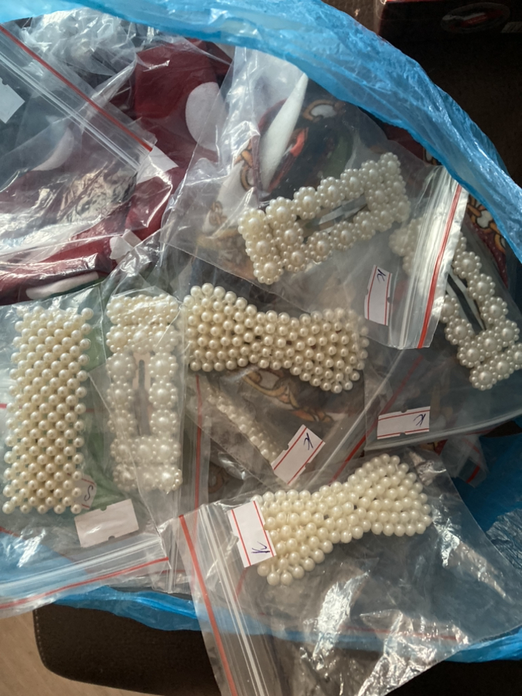 Hair clips