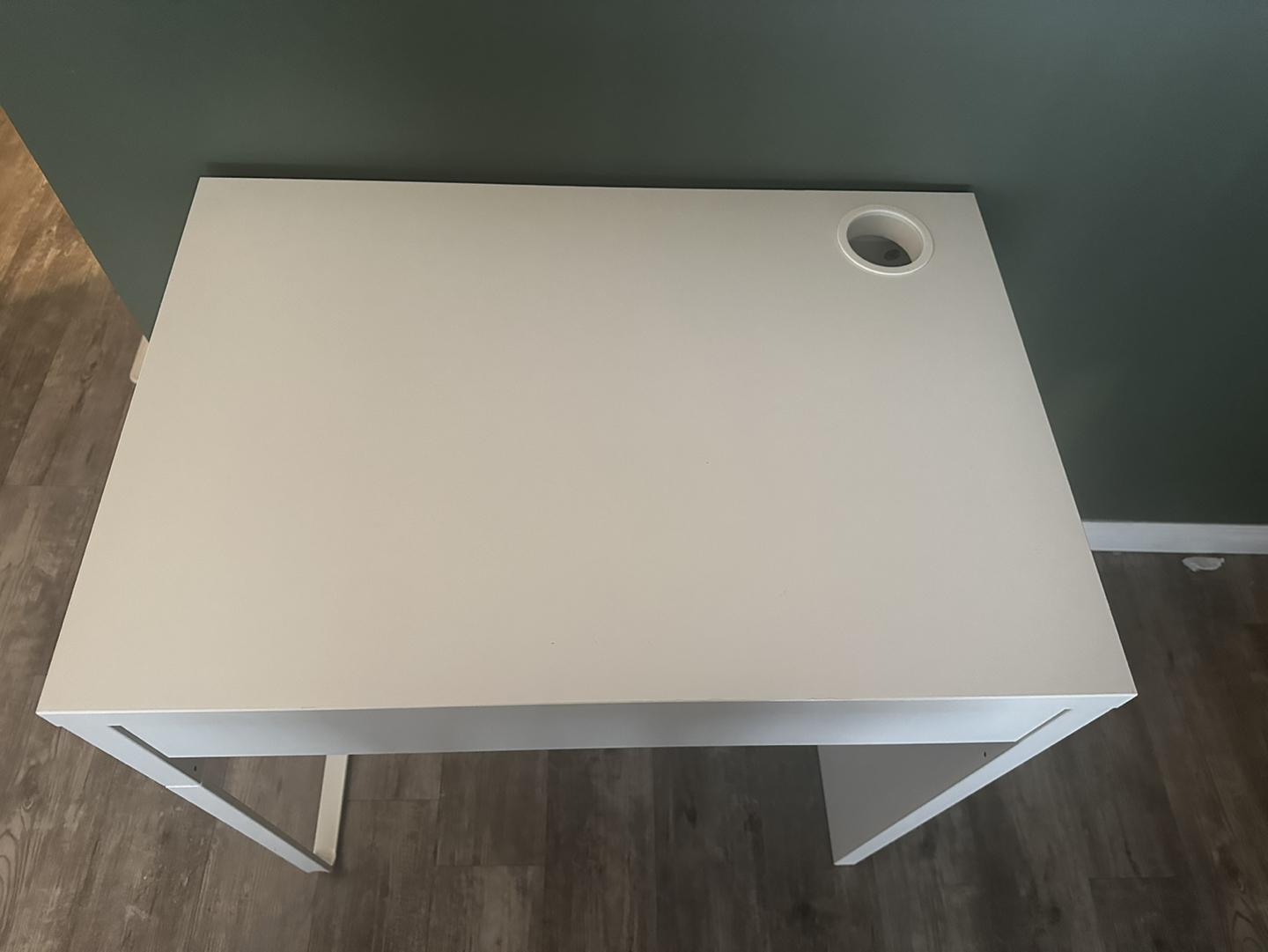 small desk - photo 2