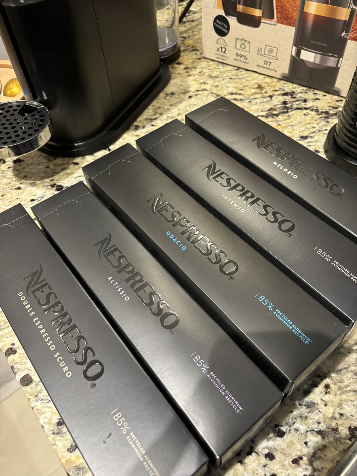 Vertuo Next Deluxe Complete Nespresso Set - photo 4