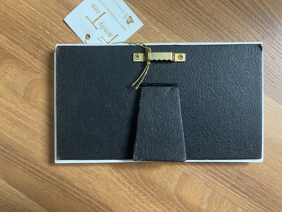 Friends plaque 🥕 image indicator(2)