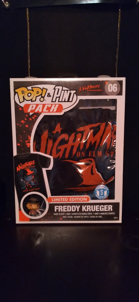 FREDDY KRUEGER T-SHIRT & FIGURE - FUNKO POP & PINT - SMALL image indicator(4)